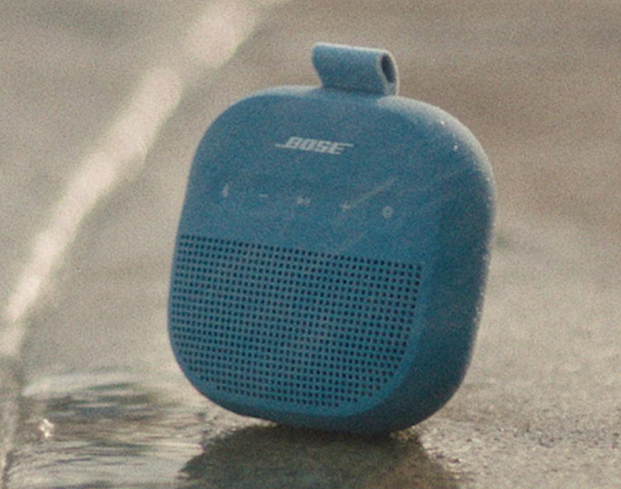 SoundLink Micro 2-го покоління на вулиці