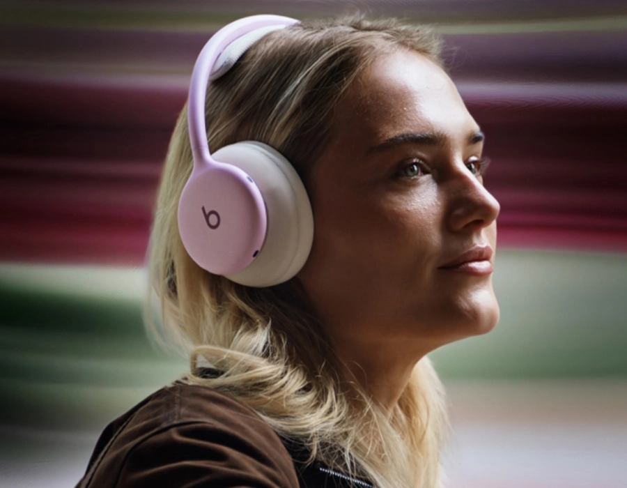 Наушники Beats 360 Over-Ear Headphones – Black with Black Performance Knit Cushions (MJE14)