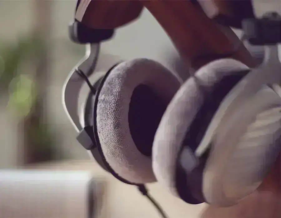 Висока надійність навушників Beyerdynamic DT 990 Edition завдяки використанню якісних матеріалів