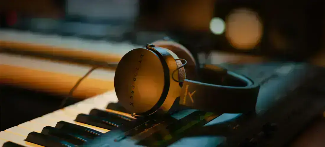 Закриті навушники Beyerdynamic DT 700 Pro X