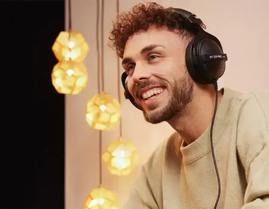 Beyerdynamic DT 770 PRO - изображение сбоку