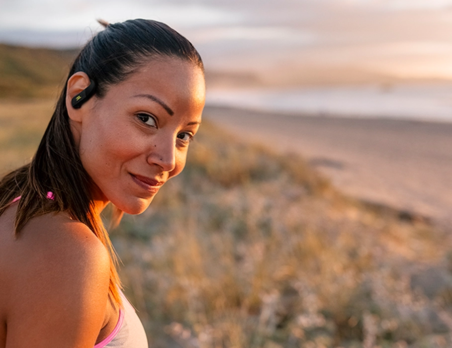 JBL Endurance Peak 4 — динамические драйверы 10 мм обеспечивают насыщенное звучание JBL Pure Bass