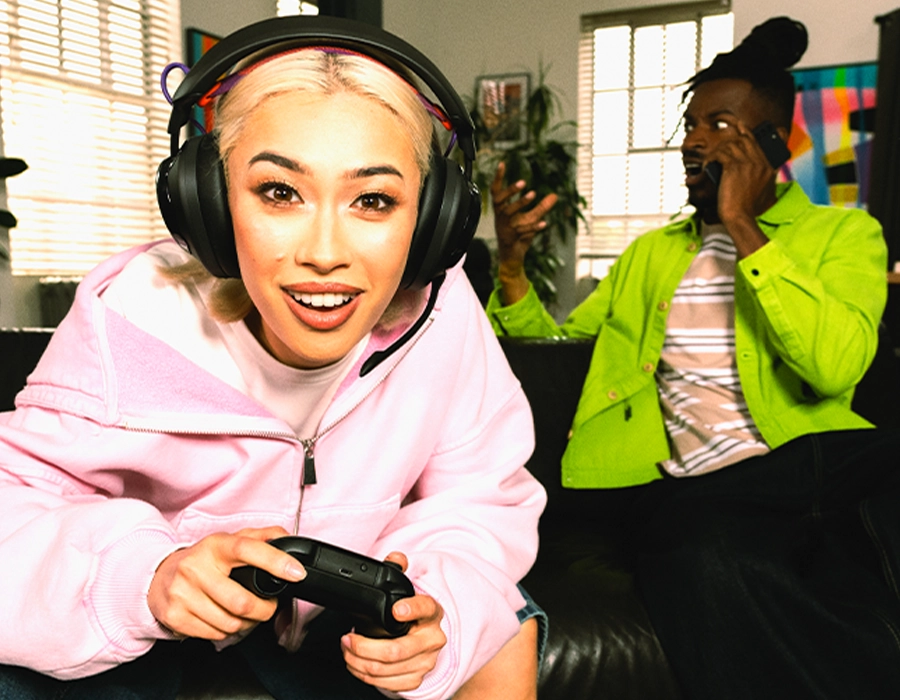 JBL Quantum 950 с функцией JBL Quantum Spatial Sound