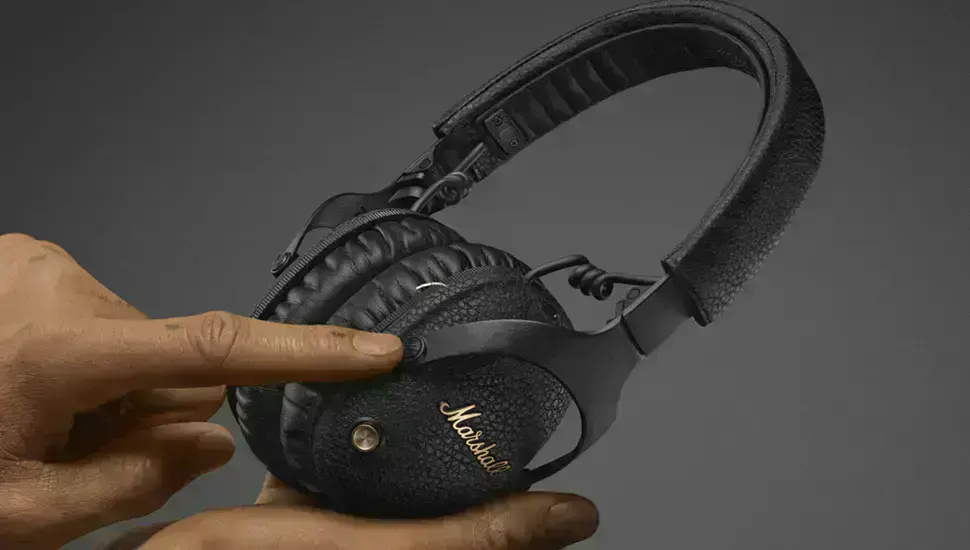 Налаштовувана M-кнопка наушників Marshall Monitor III