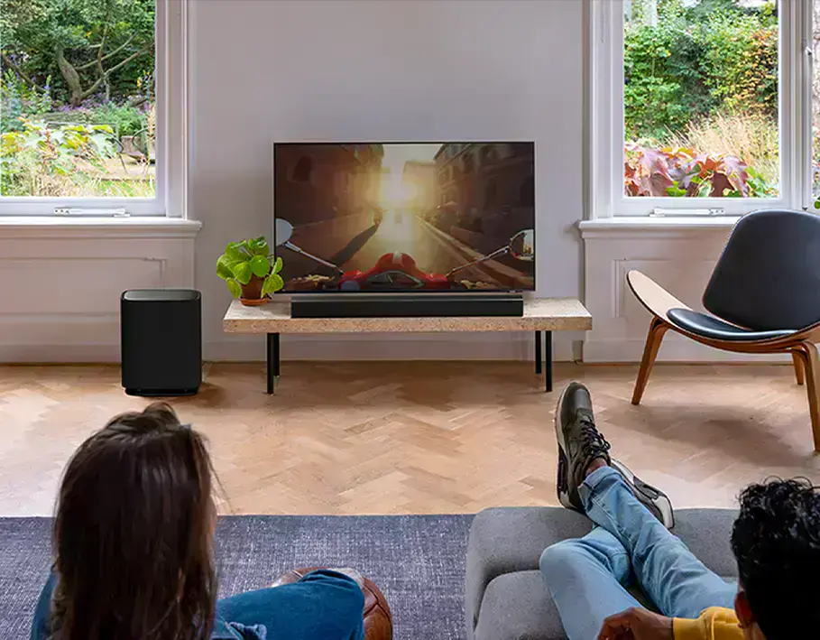 Сабвуфер Harman Kardon Enchant Sub — вид спереди в современном интерьере