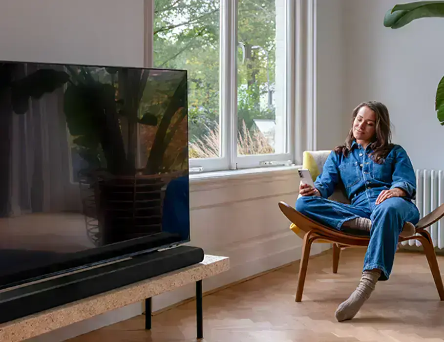 Harman Kardon Enchant 1100 з технологією PureVoice для чітких діалогів