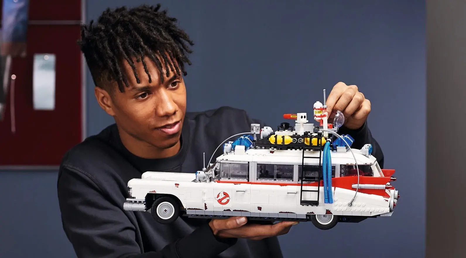 LEGO-Creator-Expert-ECTO-1-Okhotniki-za-privideniyami