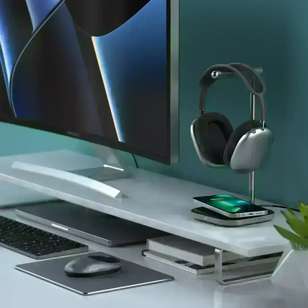 Headphone-Stand-With-Wireless-Charger-1