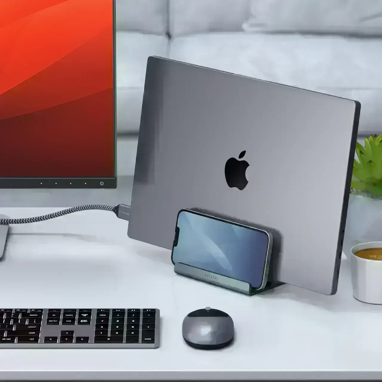 Satechi-Dual-Vertical-Laptop-Stand-3