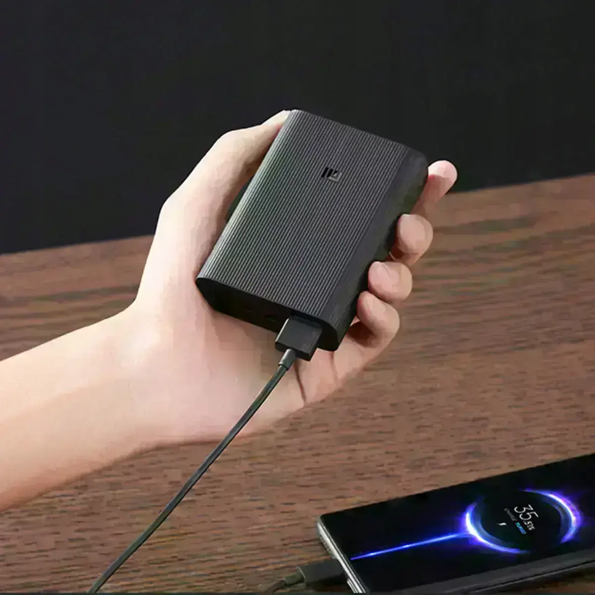 Xiaomi-Mi-3-Ultra-Compact-Power-Bank-2