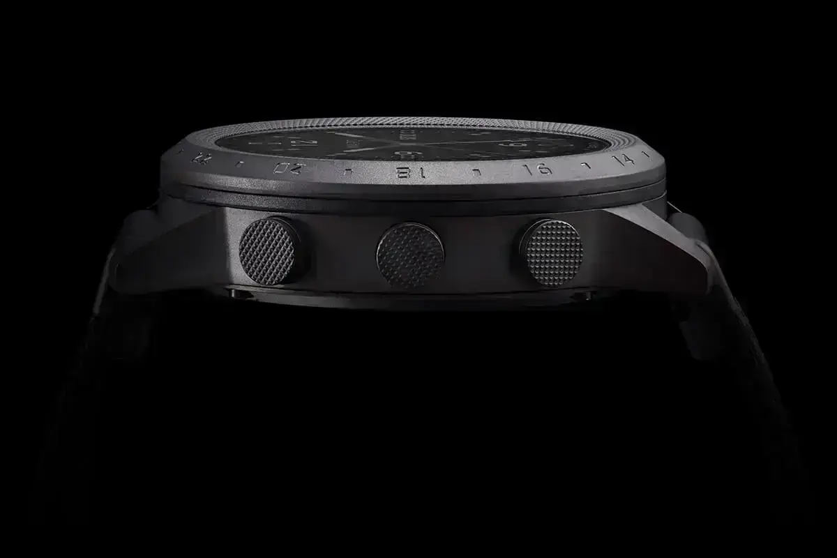 Garmin-MARQ-Commander-2