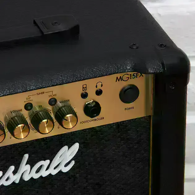 Marshall-MG15FX-3