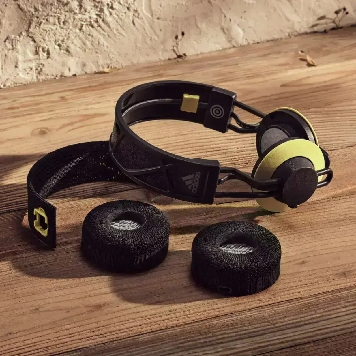 Adidas-Headphones-RPT-02-SOL-4