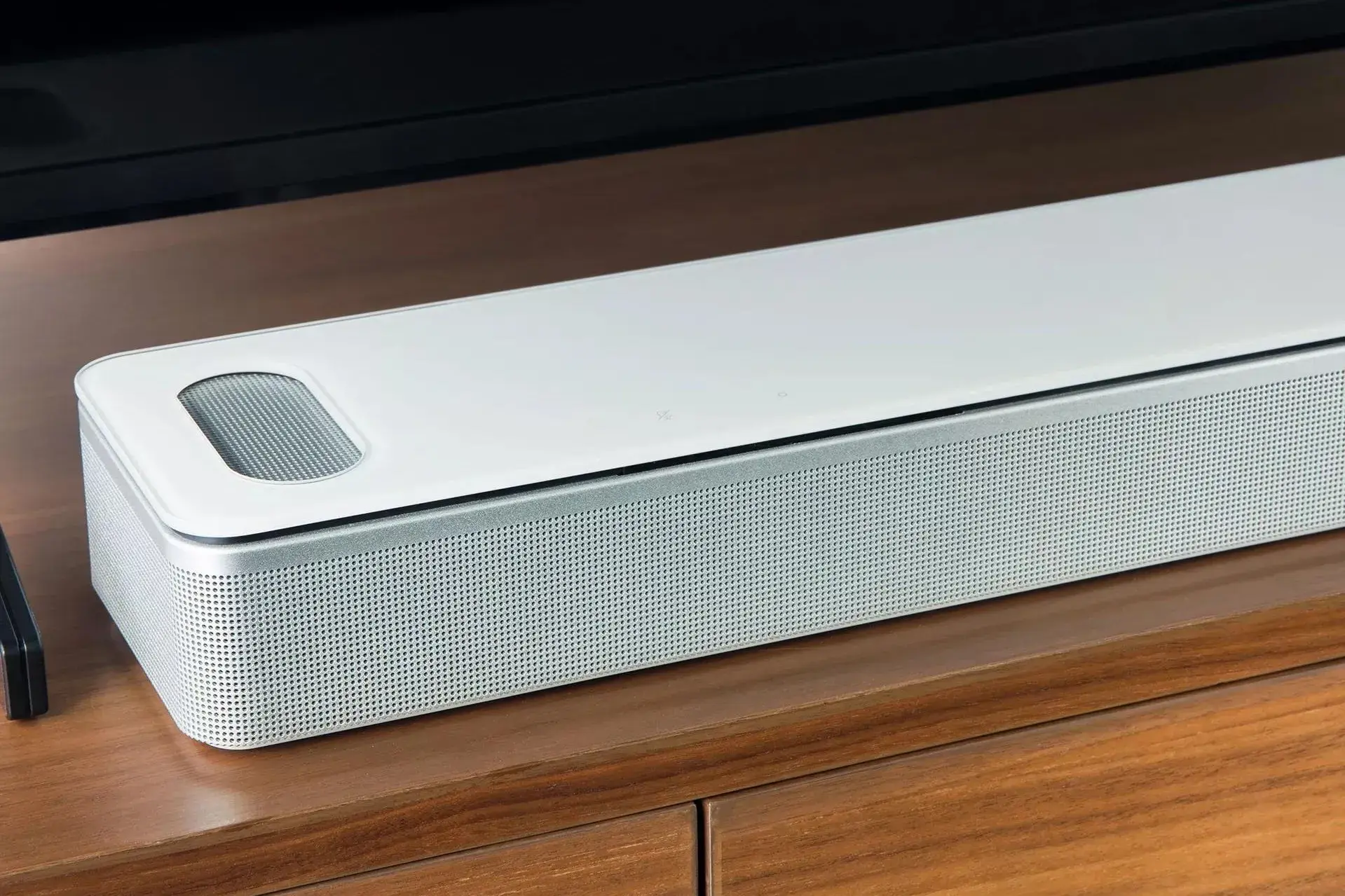 bose-smart-ultra-soundbar-01