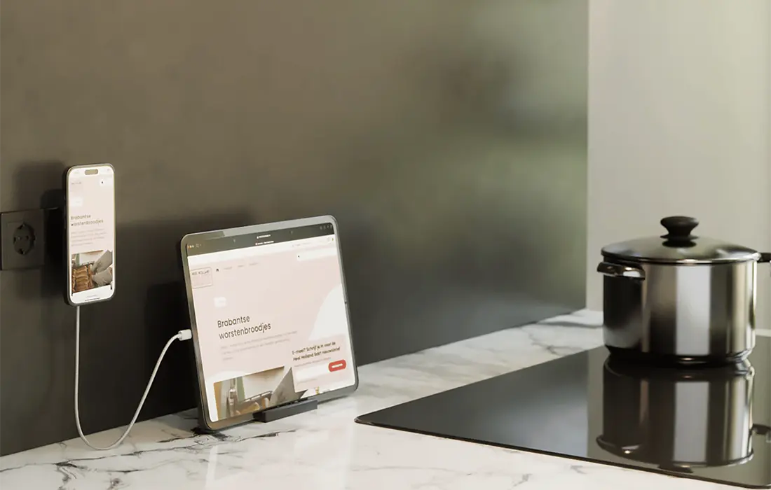 zens-wireless-charging-adapter
