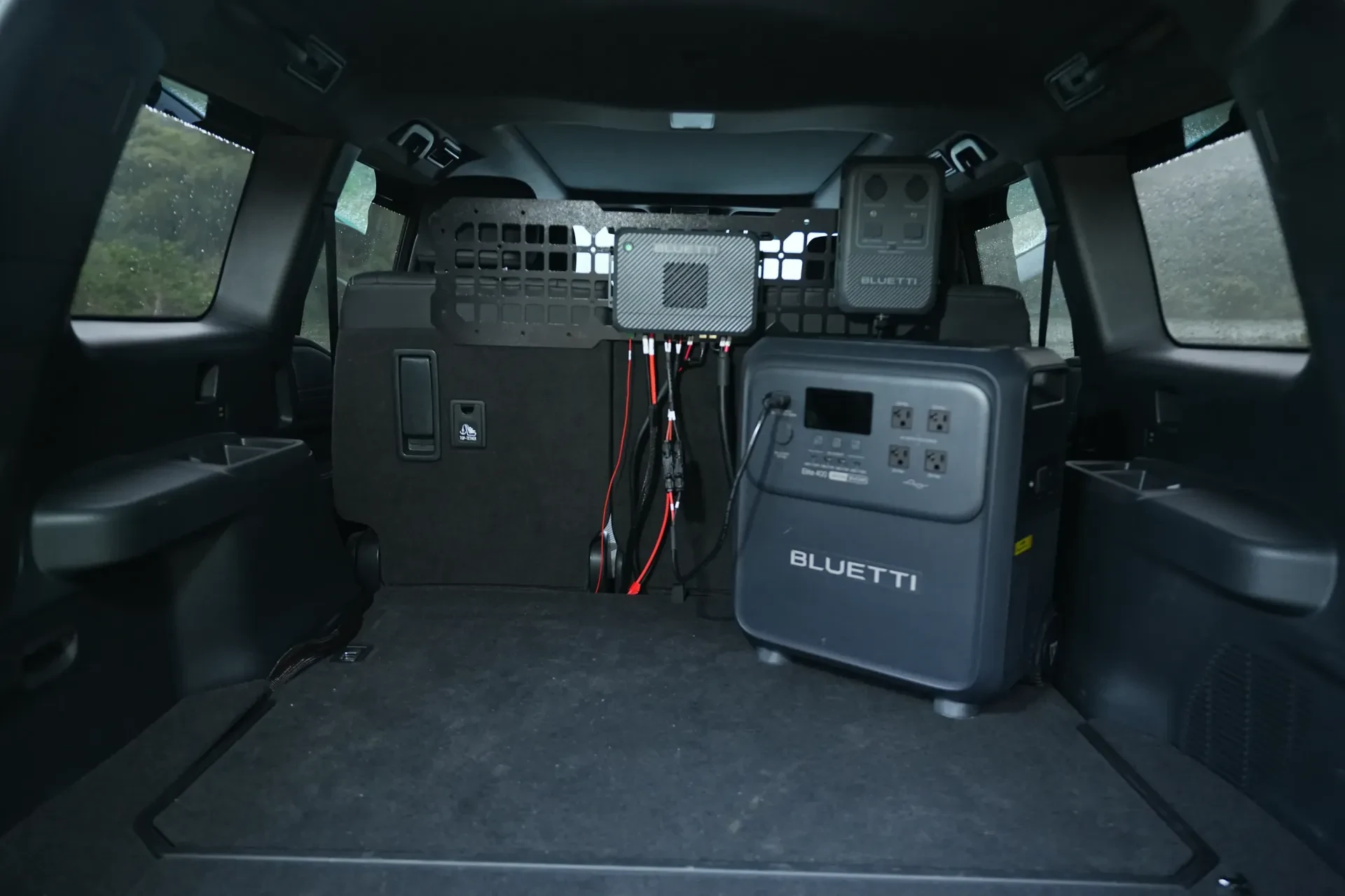 bluetti-charger-2-v-avtomobili