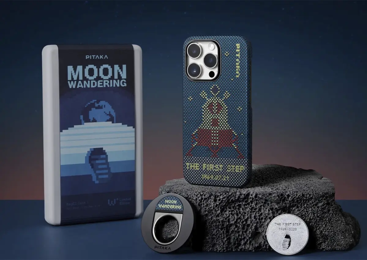 pitaka-magez-case-3-moon-wandering