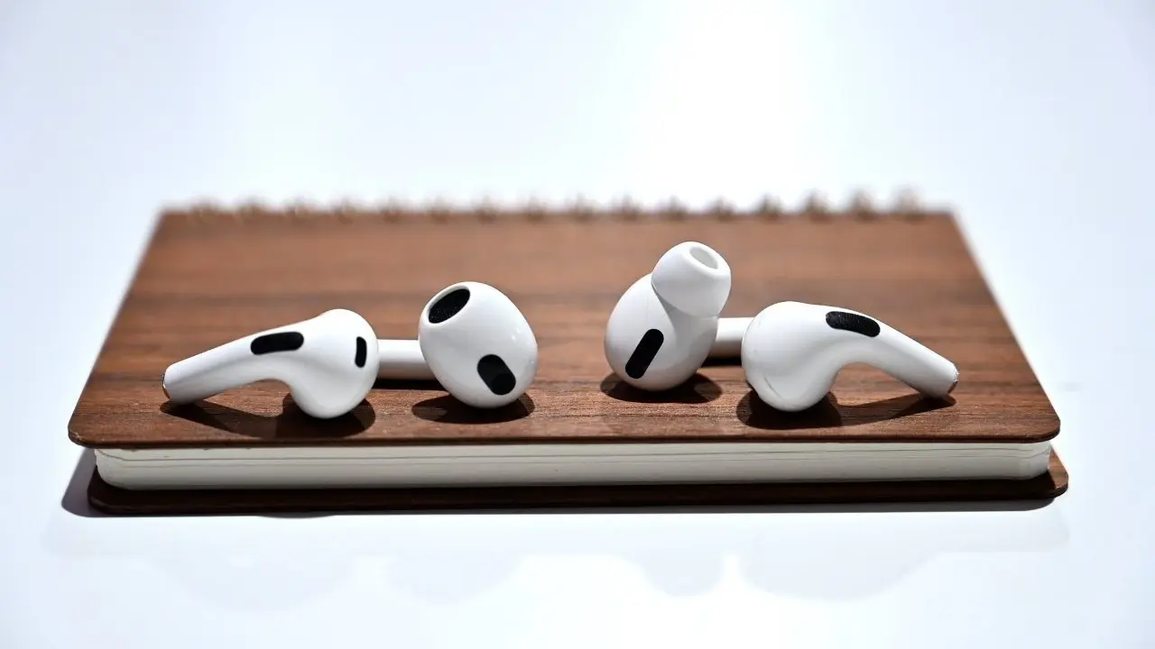 apple-airpods-onovlennya