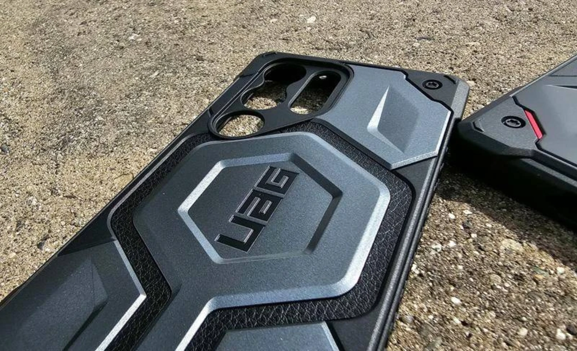 uag-monarch-pro-series-s23-ultra-case