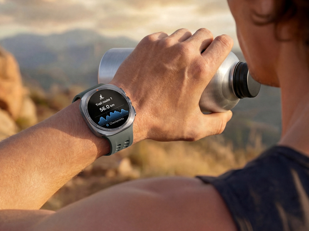 galaxy-watch-ultra-2-na-ruci