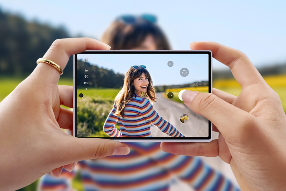 samsung-galaxy-fold-8-camera