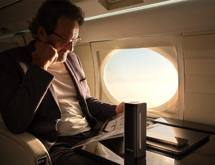 ecoflow-rapid-pro-man-=on-airbus