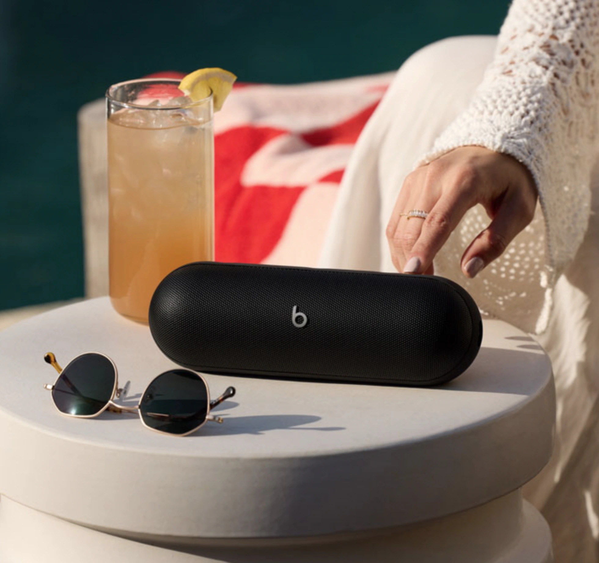 beats-pill-2024-black-1