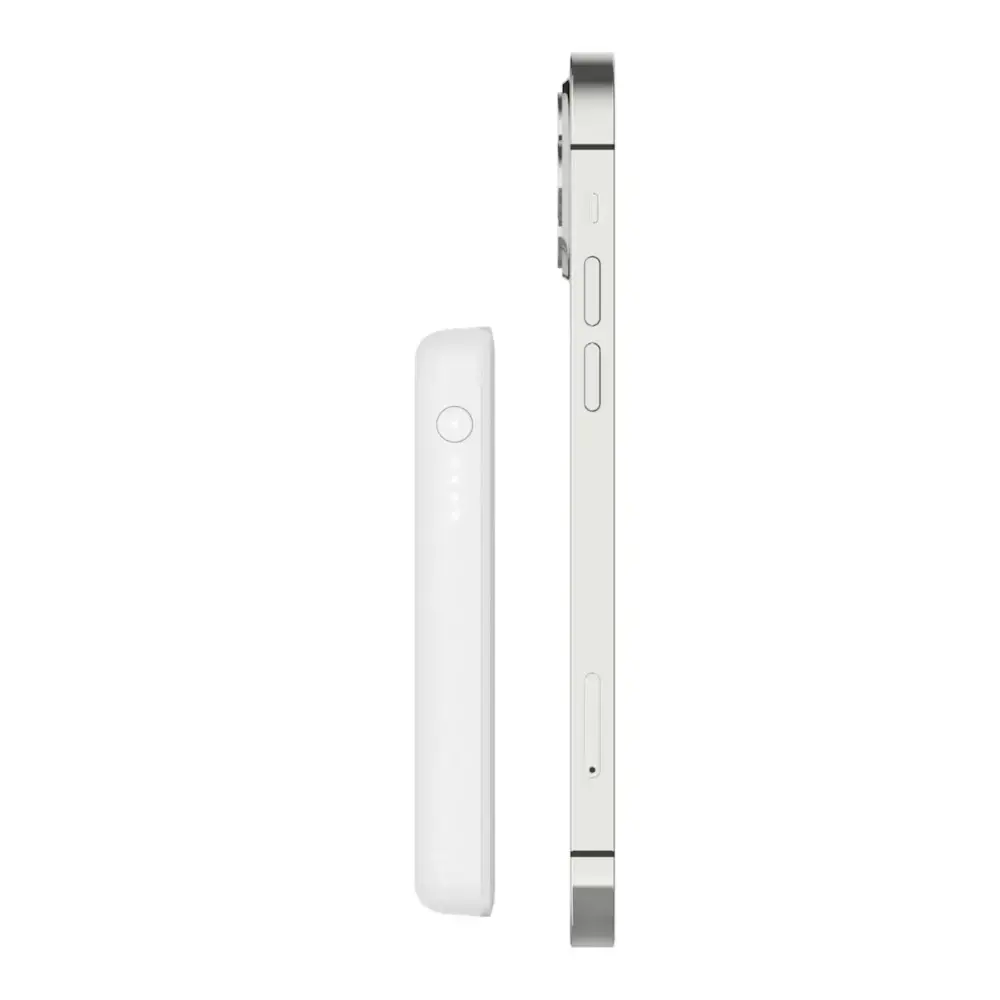 Портативний зарядний пристрій Belkin BOOST↑CHARGE™ MagSafe Magnetic Wireless Power Bank 2500mAh - White (BPD002btWH)