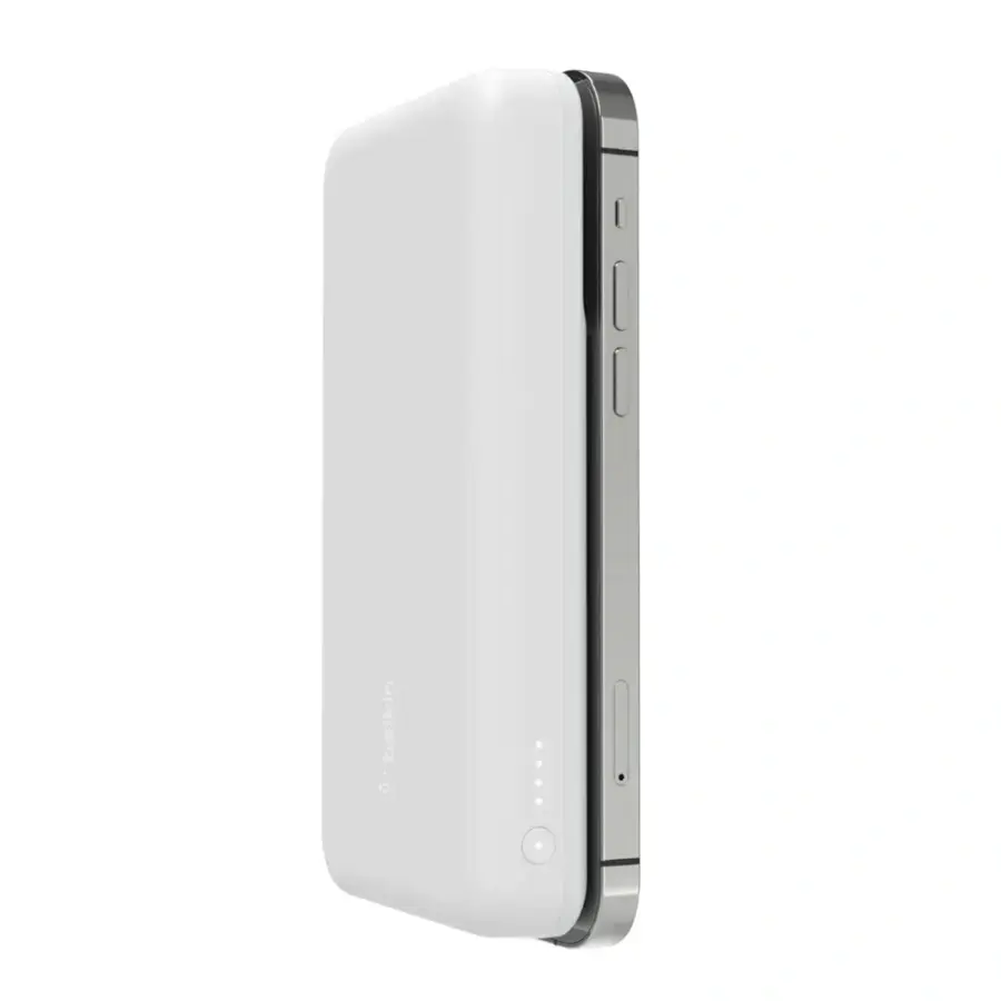 Портативний зарядний пристрій Belkin BOOST↑CHARGE™ MagSafe Magnetic Portable Wireless Charger 10,000mAh - White (BPD001btWH)