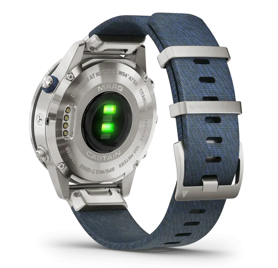 Смарт-годинник Garmin MARQ Captain (010-02006-07/06)