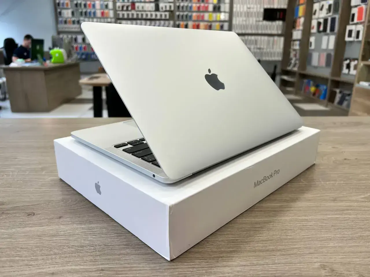 USED MacBook Pro 13" Space Gray (MXK62) 2020