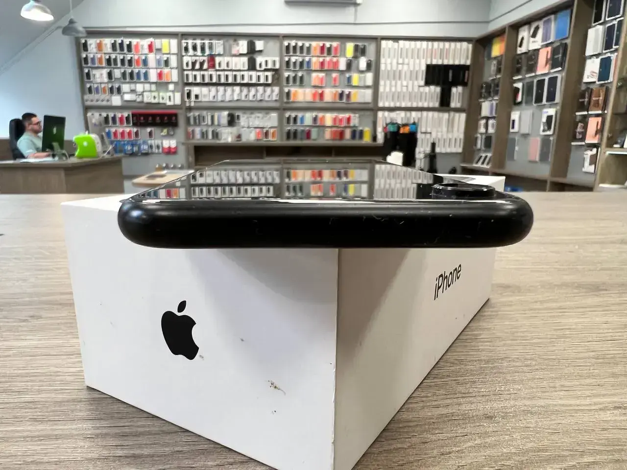 📲USED Apple iPhone XR 64GB Black (MRY42) 🔋83% (Стан - 8/10, Комплект - iPhone, коробка | гарантія - 1 міс.)