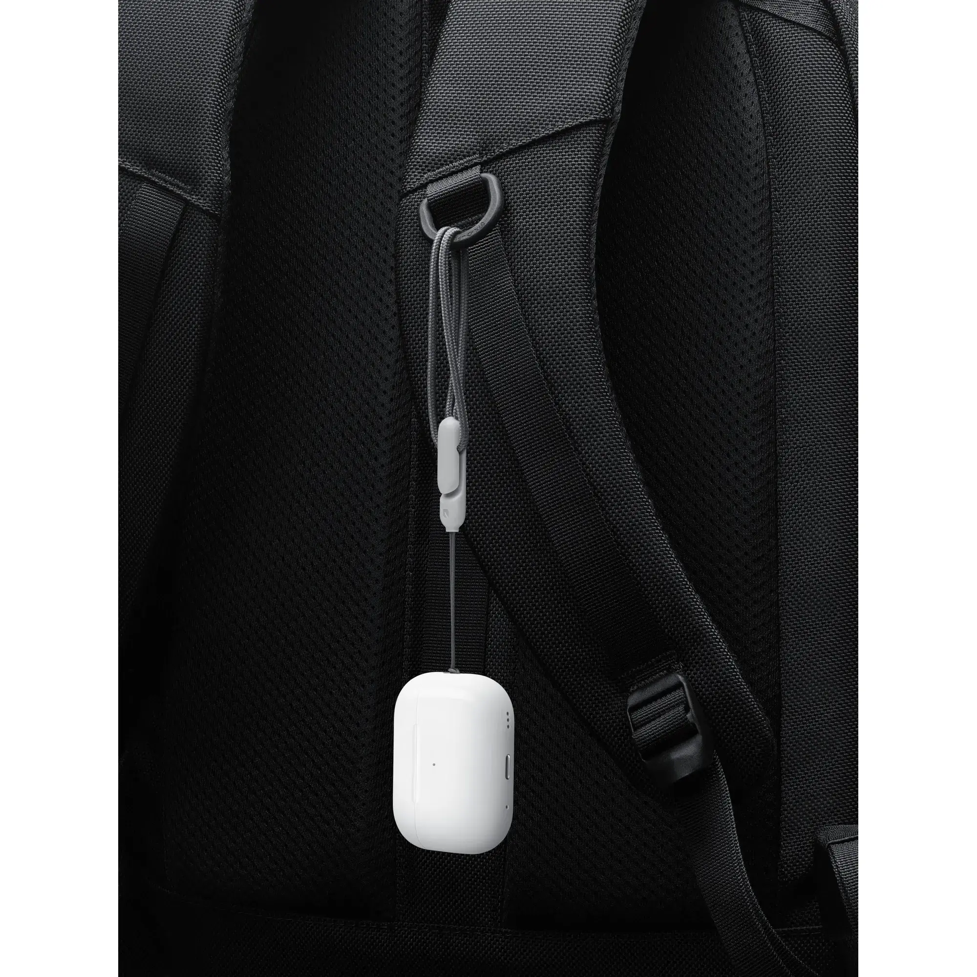 Шнурок для футляра AirPods Pro 2nd generation Incase Lanyard (INOM100747-GLGY)