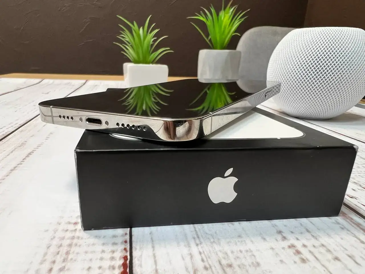 📲USED Apple iPhone 13 Pro Max 1TB Silver (MLL33, MLLL3) (Состояние - 9/10, комплект полный, гарантия - 3 мес.)