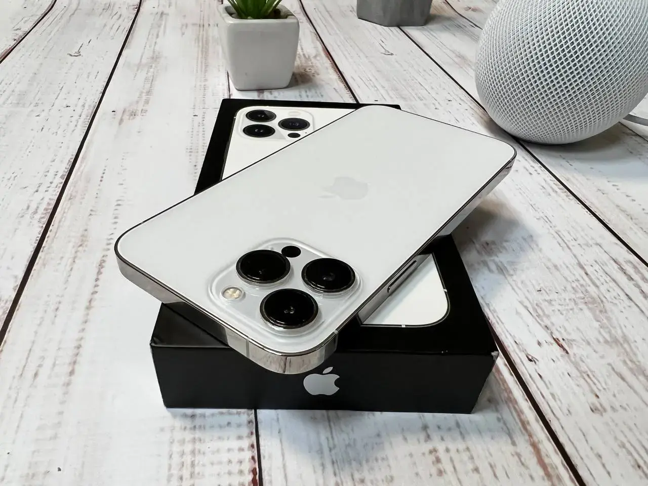 📲USED Apple iPhone 13 Pro Max 1TB Silver (MLL33, MLLL3) (Состояние - 9/10, комплект полный, гарантия - 3 мес.)