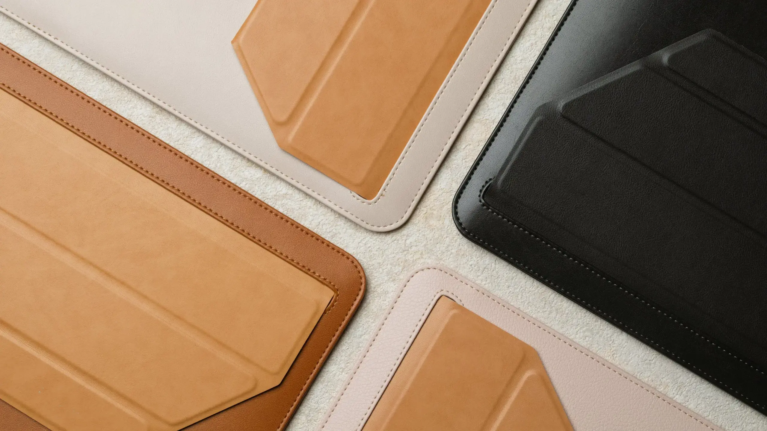 Чехол Moshi Muse 3-in-1 Slim Laptop Sleeve for MacBook Pro 14"/MacBook Air 13" M2 - Caramel Brown (99MO034752)