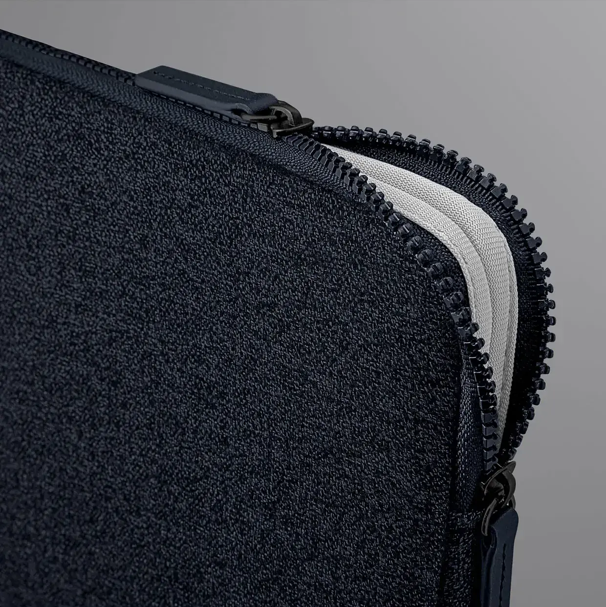 Чехол-папка LAUT INFLIGHT SLEEVE для MacBook Pro 16" Black (L_MB16_IN_BK)