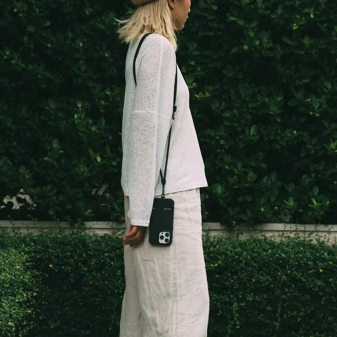 Ремінь через плече Native Union City Sling Black (CITY-SLING-BLK-RP, SLING-UNI-BLK-RP2, SLING-UNI-BLK-RP)