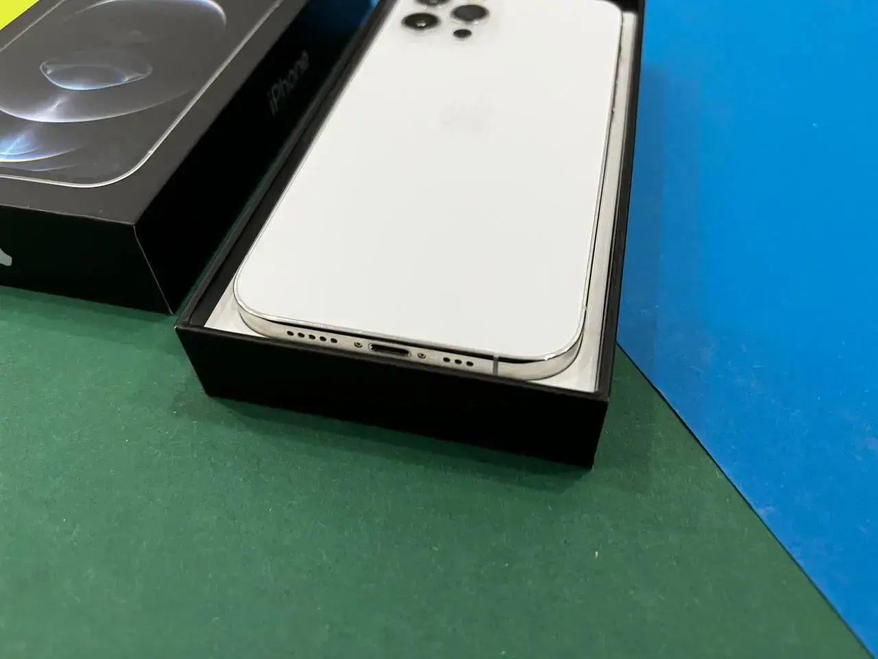 📲USED Apple iPhone 12 Pro 128GB Silver (MGLP3, MGML3),🔋84% (Стан - 9/10, Комплект - повний | гарантія - 1 міс.)
