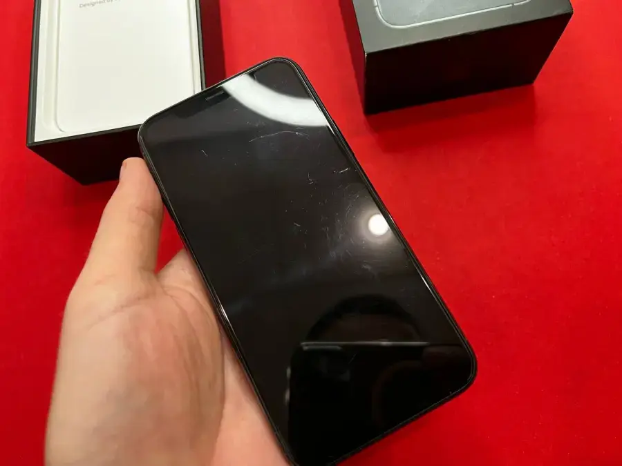 📲USED Apple iPhone 11 Pro 256GB Midnight Green (MWCQ2), 🔋100% (Состояние - 8/10, Комплект - iPhone, коробка | гарантия - 1 мес.)