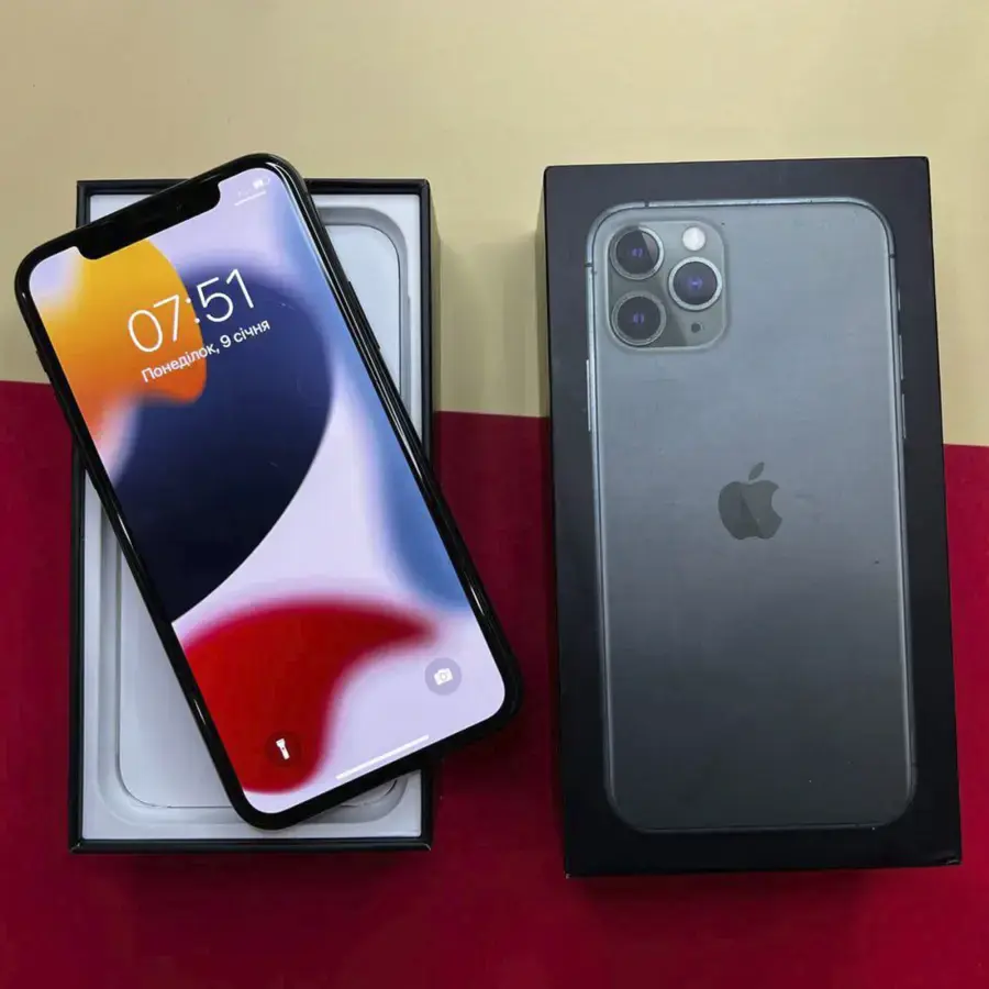 📲USED Apple iPhone 11 Pro 256GB Midnight Green (MWCQ2), 🔋100% (Состояние - 8/10, Комплект - iPhone, коробка | гарантия - 1 мес.)