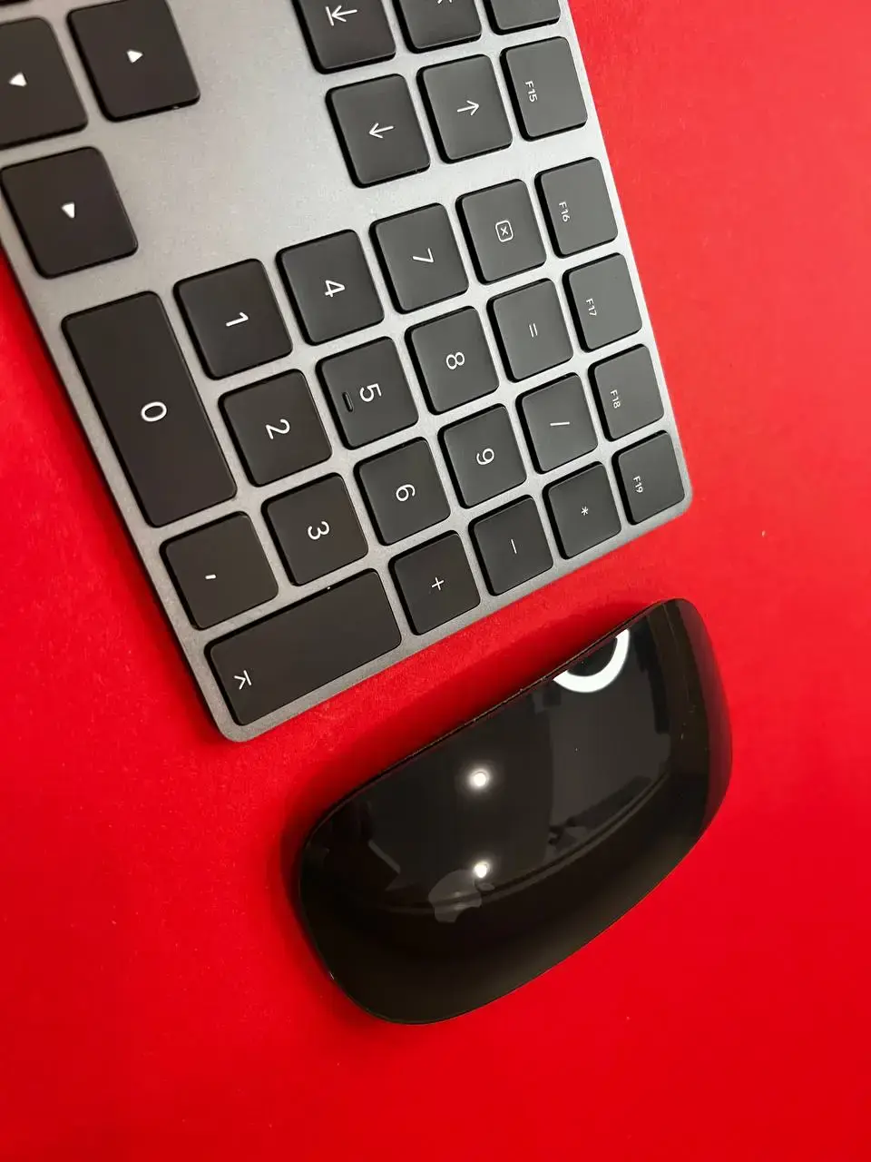 🖥 USED iMac Pro (MQ2Y2) (8-ядерний Intel Xeon W/32 ГБ/1TB SSD/ Radeon Pro Vega 56 8 ГБ) (Стан - 10/10. Комплект - повний | гарантія - 1 міс.)