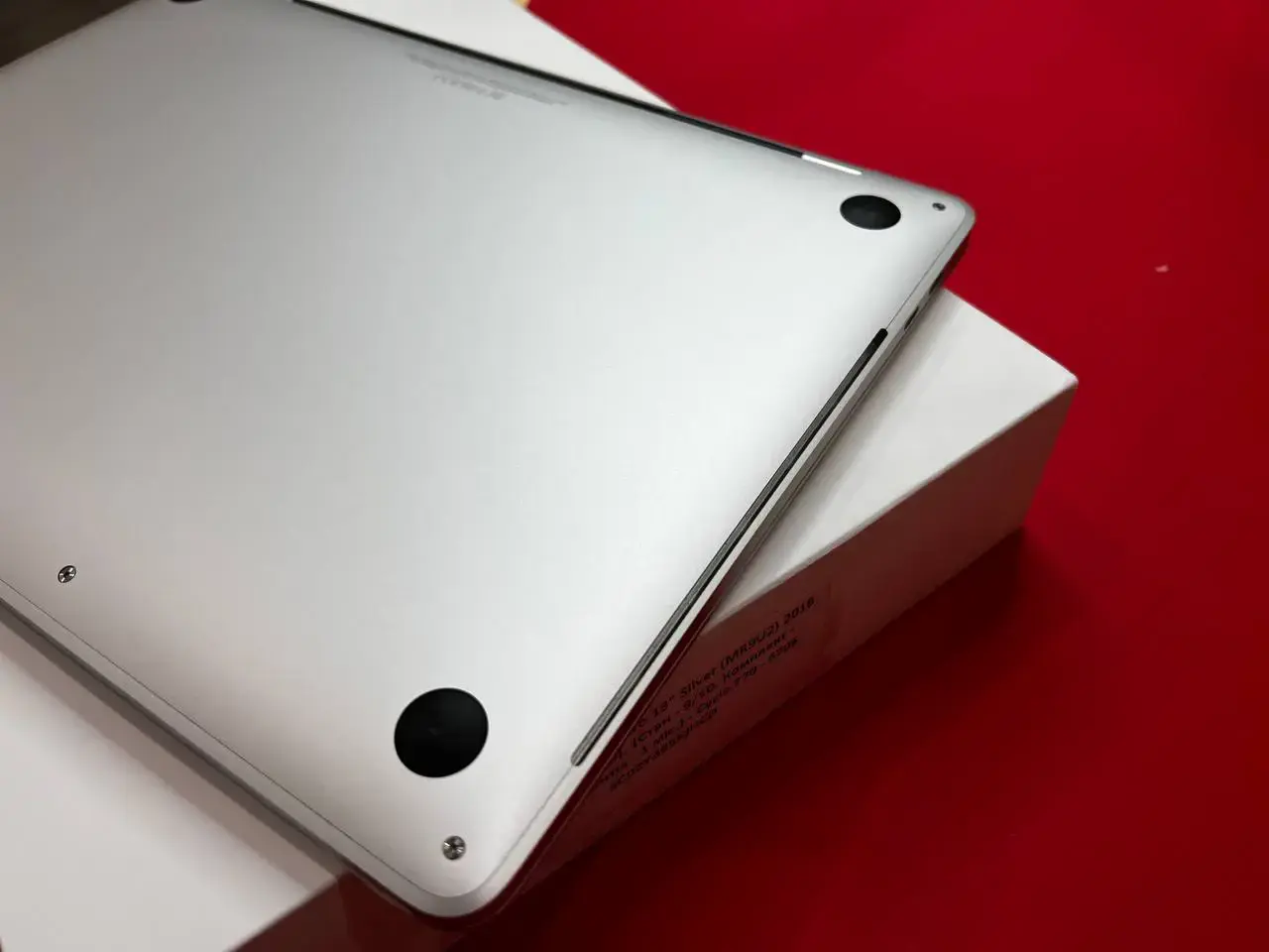 💻 USED MacBook Pro 13" Silver (MR9U2) 2018 (i5/8GB/256SSD), (Стан - 9/10. Комплект - повний, гарантія - 1 міс.) - Cycle 770