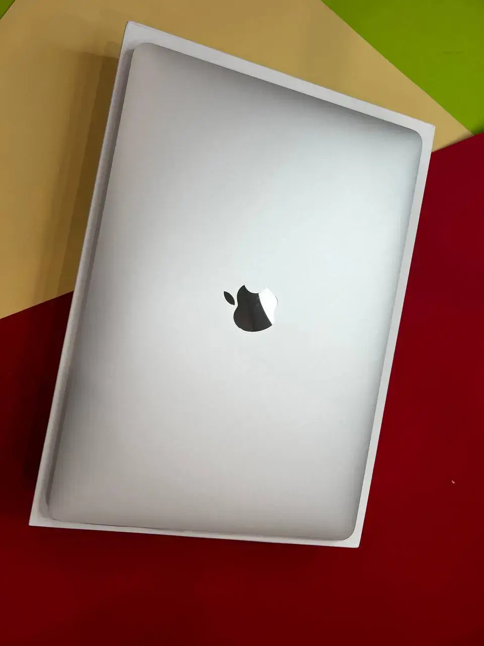 💻 USED MacBook Pro 13" Silver (MR9U2) 2018 (i5/8GB/256SSD), (Стан - 9/10. Комплект - повний, гарантія - 1 міс.) - Cycle 770