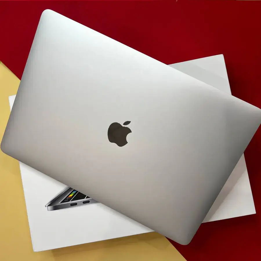 ВЖИВАНИЙ MacBook Pro 13" Silver i5/8GB/256GB 2018 (MR9U2)