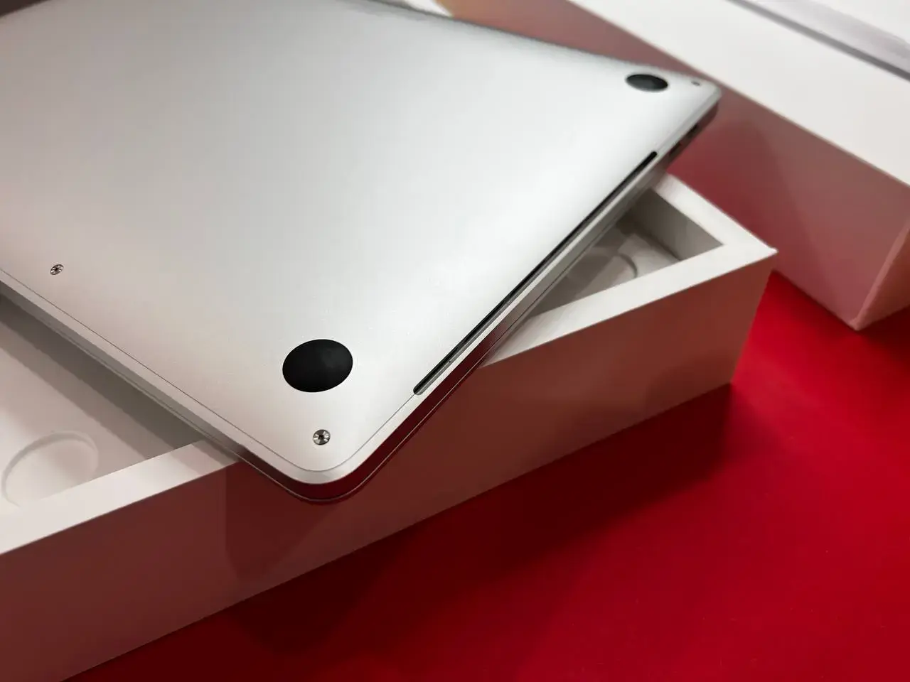 💻 USED MacBook Pro 13" Silver (MWP72) 2020 (i5/16GB/512SSD), (Состояние - 9.5/10. Комплект - полный, гарантия - 1 мес.) - Cycle 516