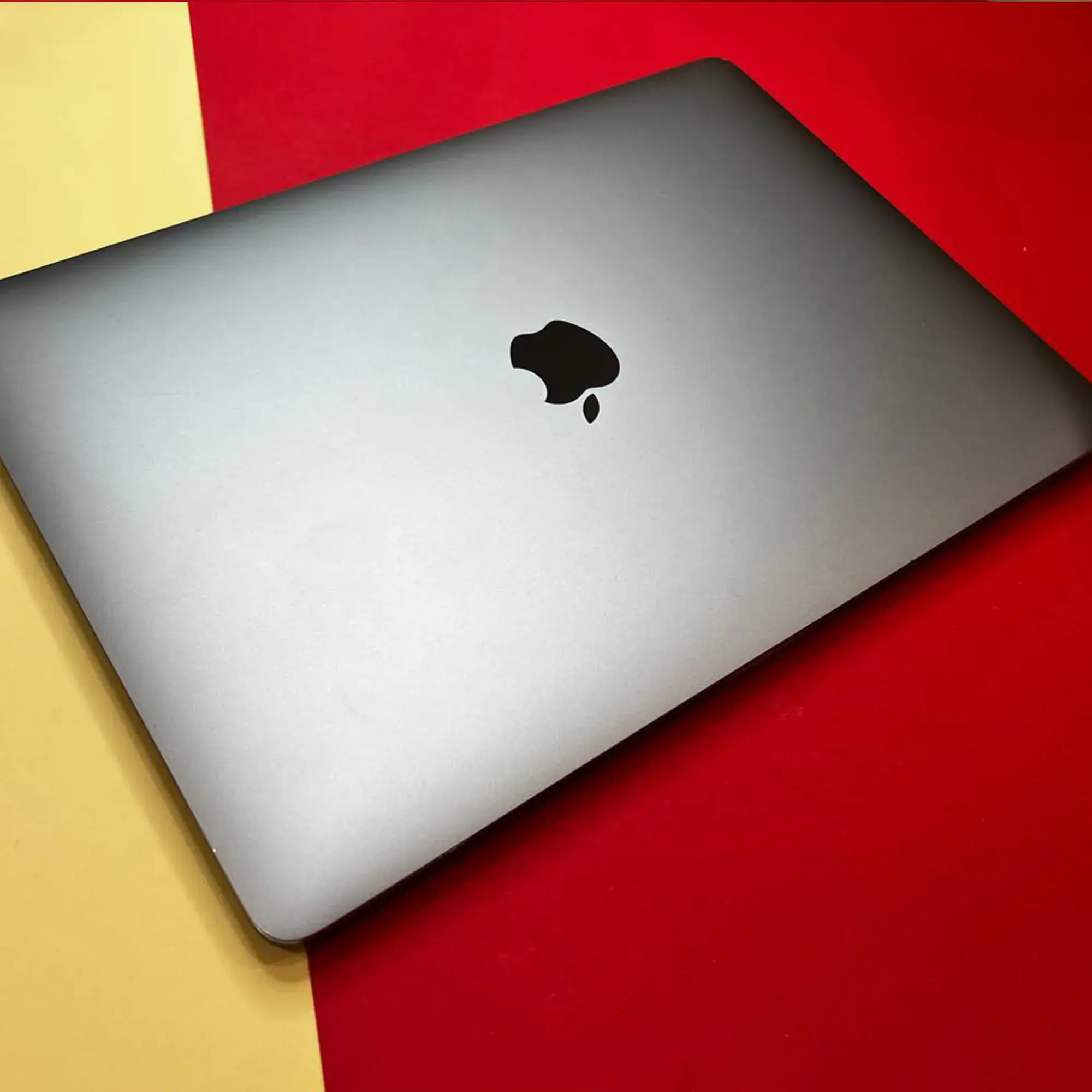 USED MacBook Pro 13" Space Gray (MPXQ2) 2017 (i5/8GB/128SSD), (Стан - 8/10. Комплект - повний, гарантія - 1 міс.) - Cycle 544