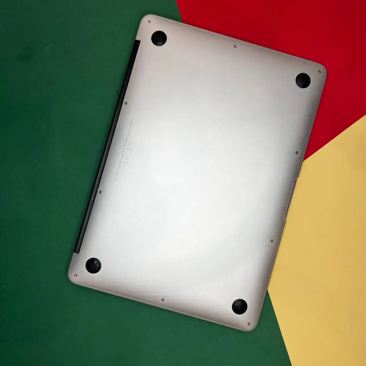 💻 USED Apple MacBook Air 13" (MMGF2) 2015, (i5/8GB/128GB) (Стан - 8.5/10 | гарантія - 1 міс.) - Cycle - 9