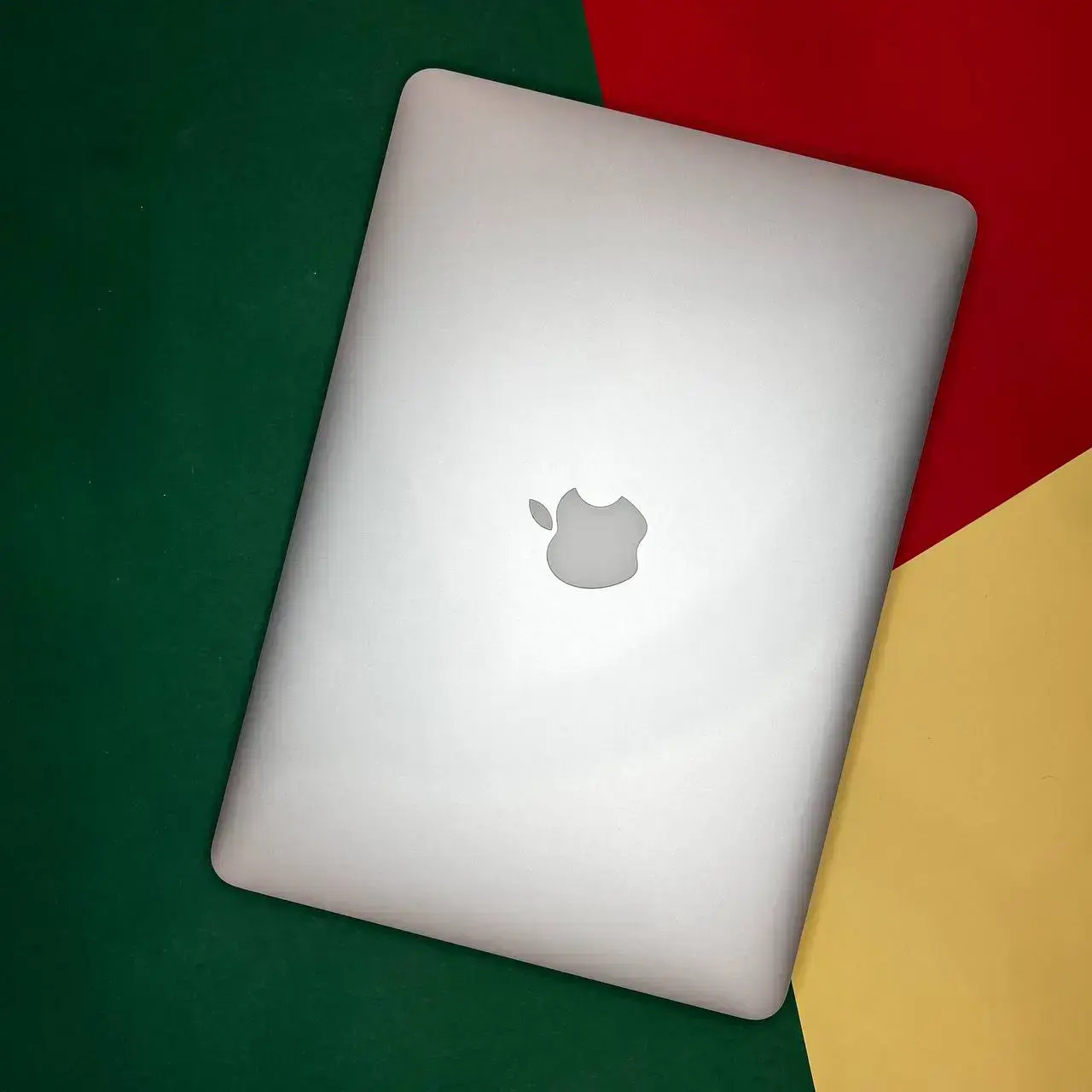 💻 USED Apple MacBook Air 13" (MMGF2) 2015, (i5/8GB/128GB) (Стан - 8.5/10 | гарантія - 1 міс.) - Cycle - 9