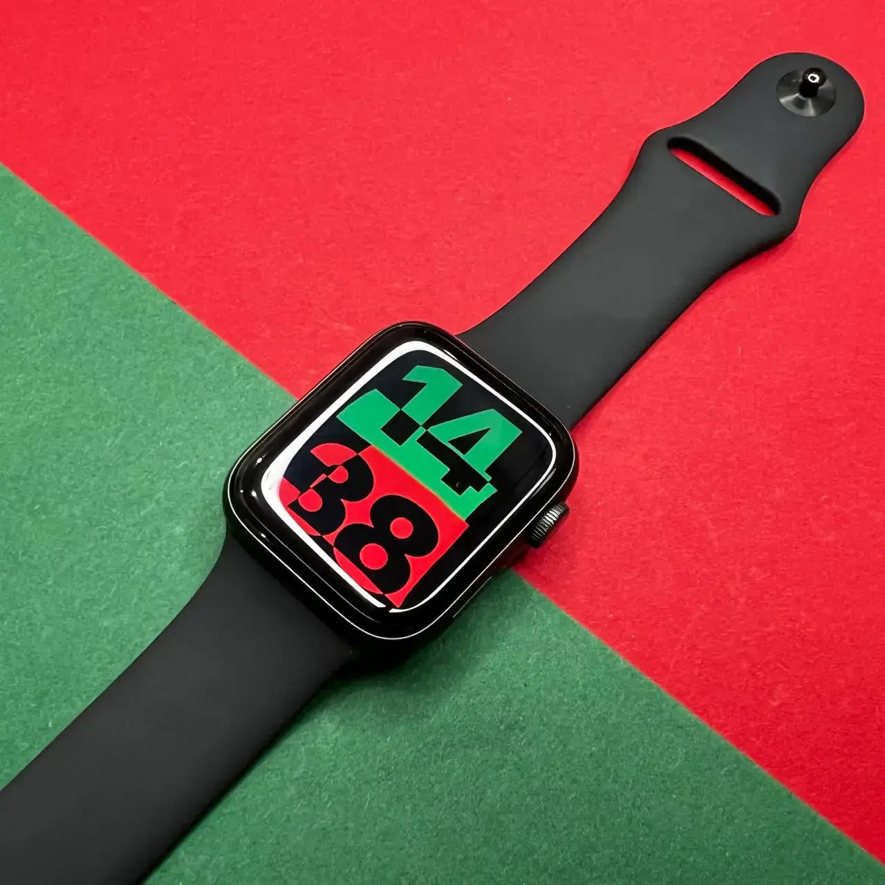 ⏰USED Apple Watch Series 6 GPS 44mm Space Gray Aluminum Case with Black Sport Band (M00H3),🔋85%(Стан - 9/10, комплект повний, гарантія - 1 міс.